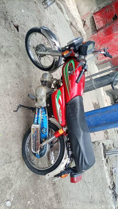 Road Prince CD 70| 2018 Model | Red| very good condition |