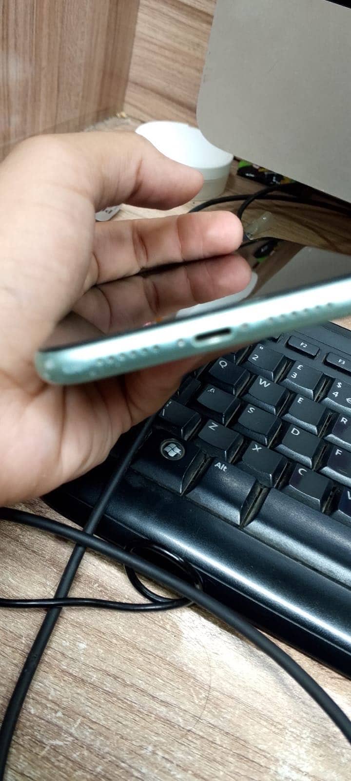 Apple iPhone 11 1