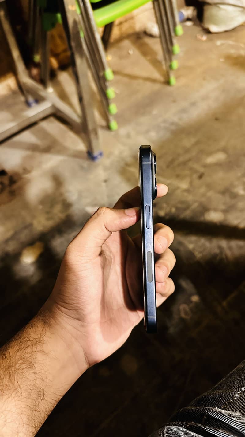 Iphone 15 pro 2