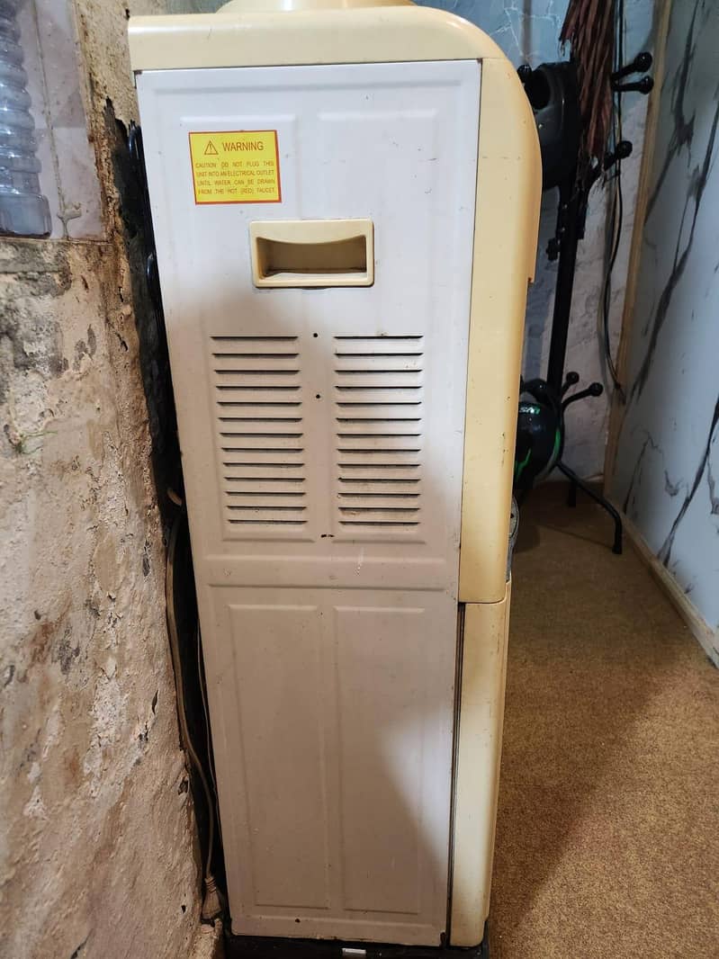 orient dispenser 4
