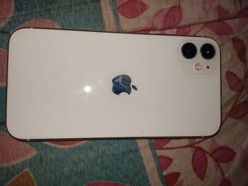 Apple iPhone 11 0