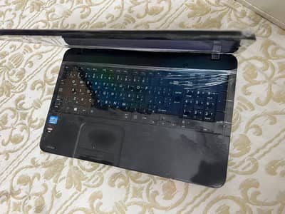 Toshiba satellite laptop i5 3rd RAM 4gb HDD WD 12gb HDMI port VGA port