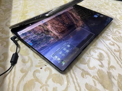 Toshiba satellite laptop i5 3rd RAM 4gb HDD WD 12gb HDMI port VGA port