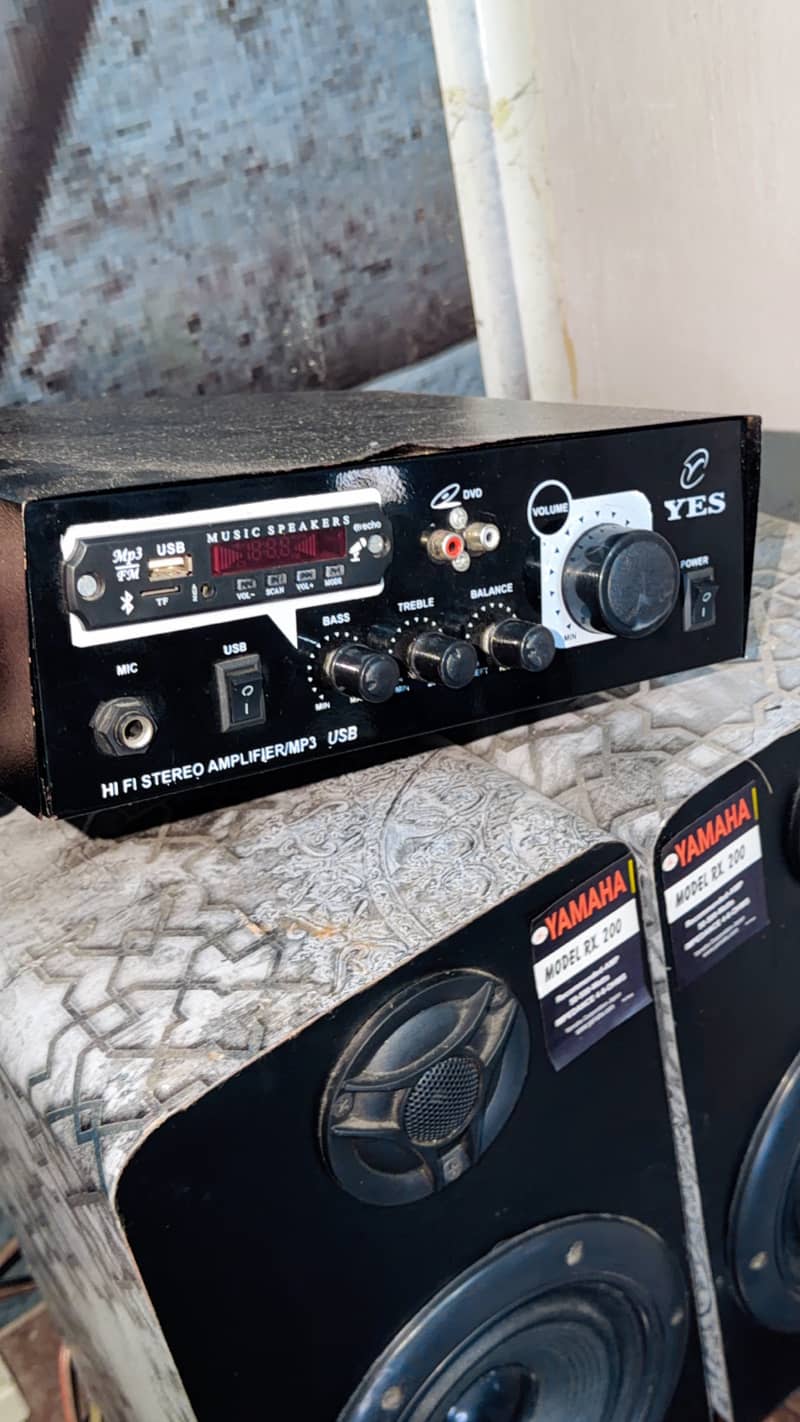 Bluetooth speaker with Amplifier 2