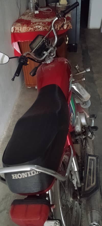 Honda CD70 2016/17 model for sale