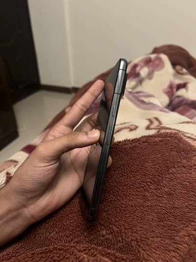 Google pixel 8 pro 100% orignal sealed phone