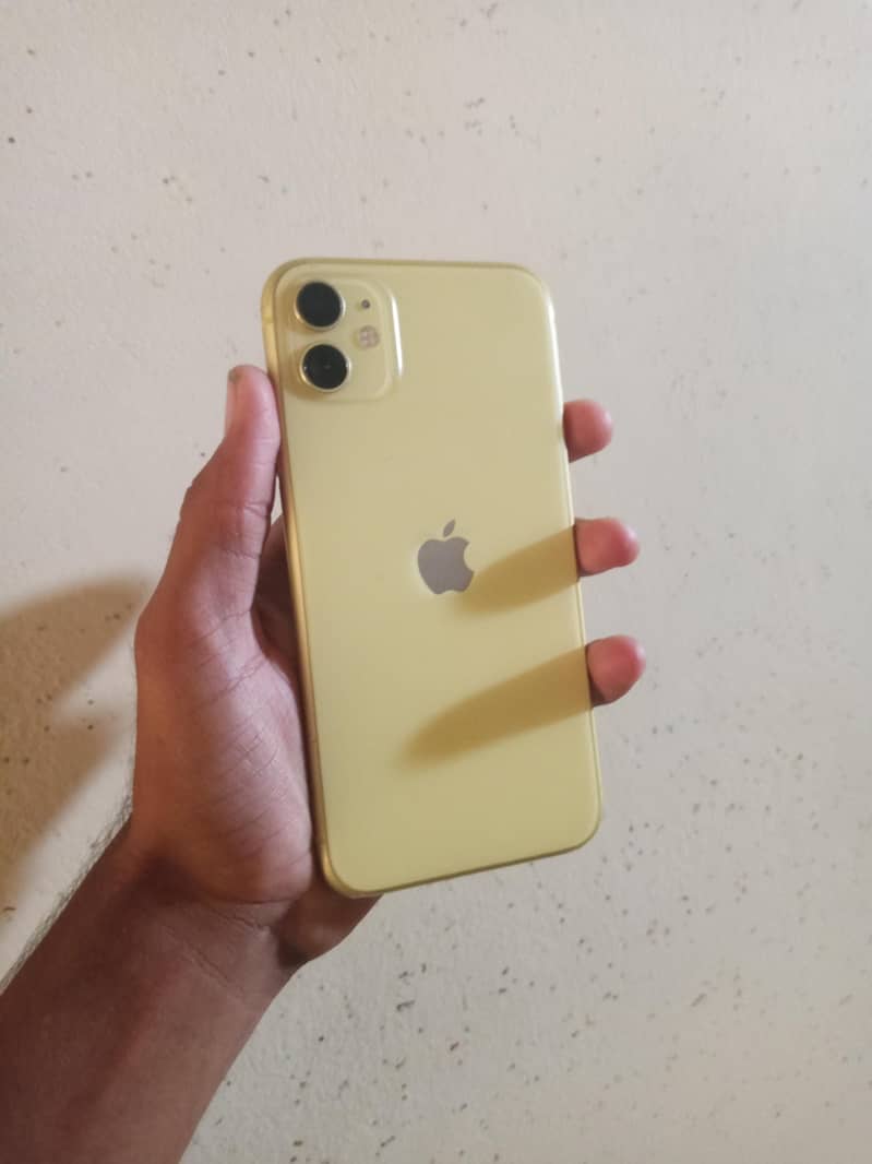 Apple iPhone 11 sim time 1