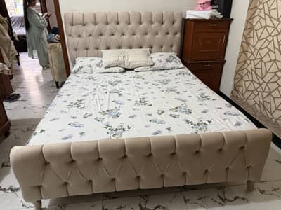 Designer bed (original wooden base)