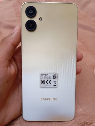 Samsung Galaxy A06 Gold 4/64 GB 10/10 Condition with Box