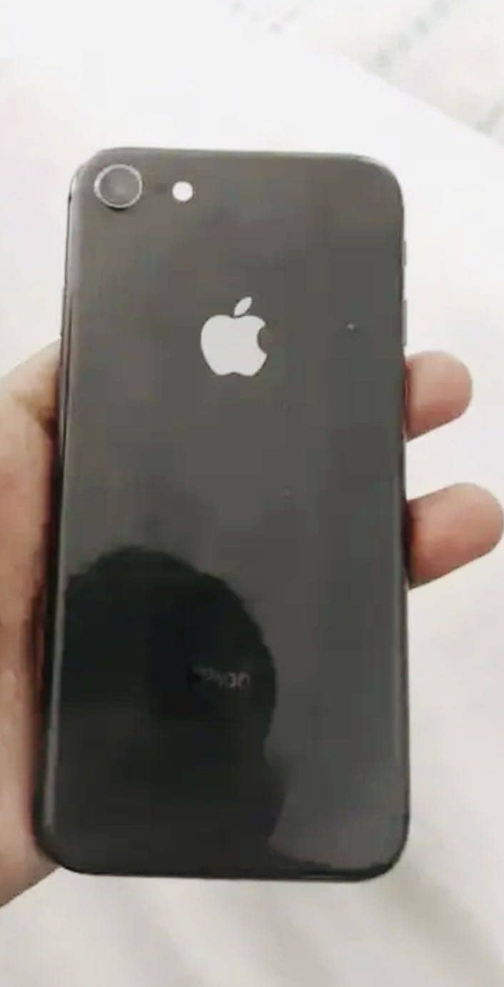 Apple iPhone 8 0