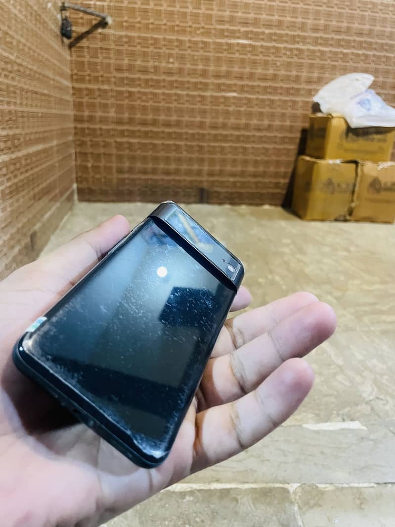 gogle pixel 8 5