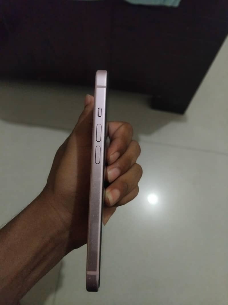 Apple iPhone 15 1