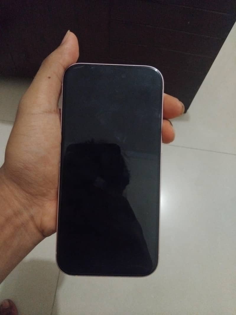 Apple iPhone 15 2