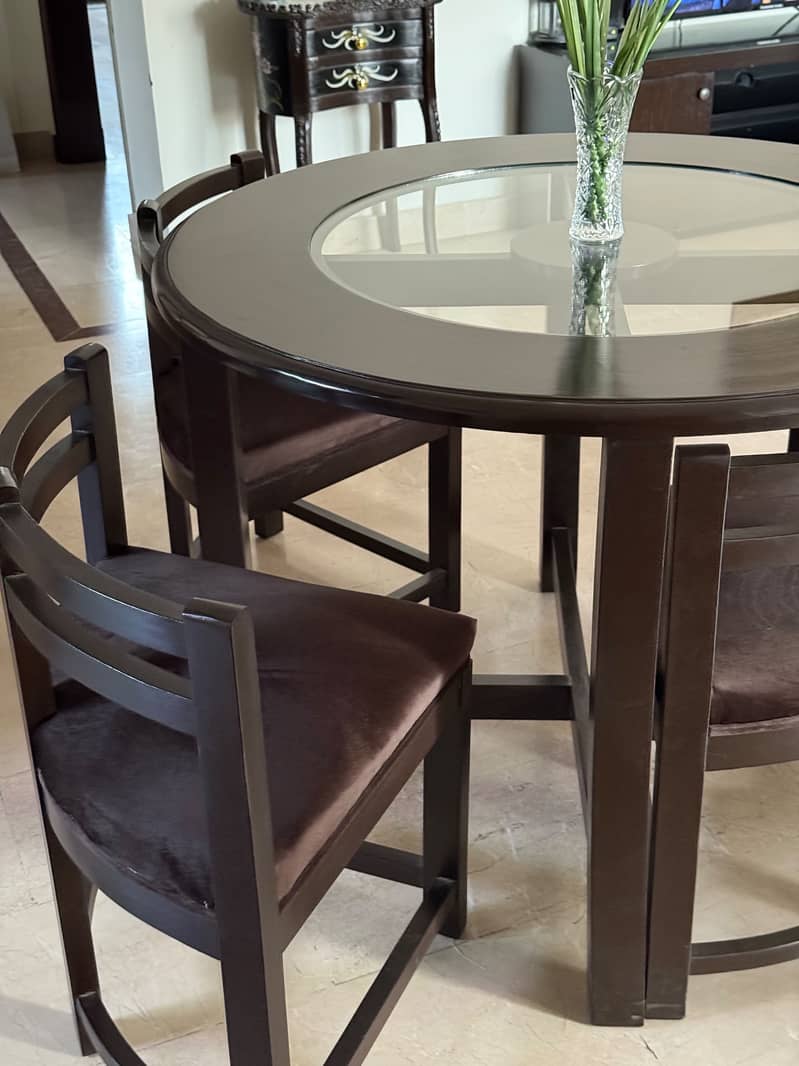 Round Glass Dining Table Set 1