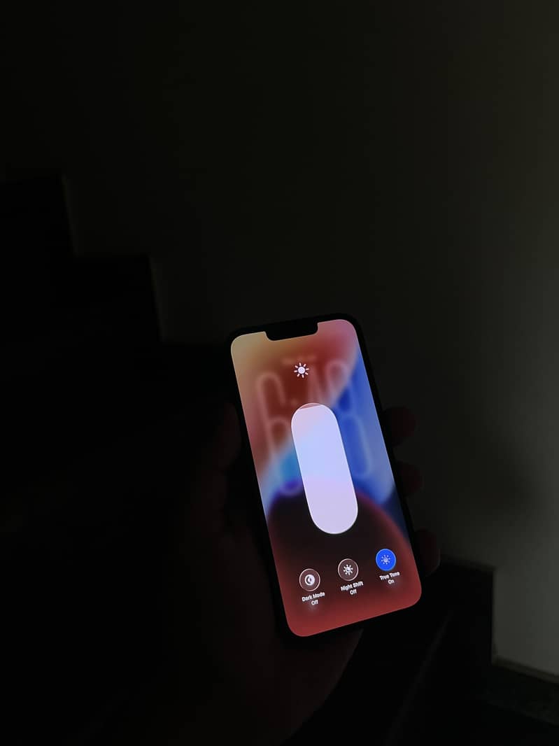 iPhone 14 7