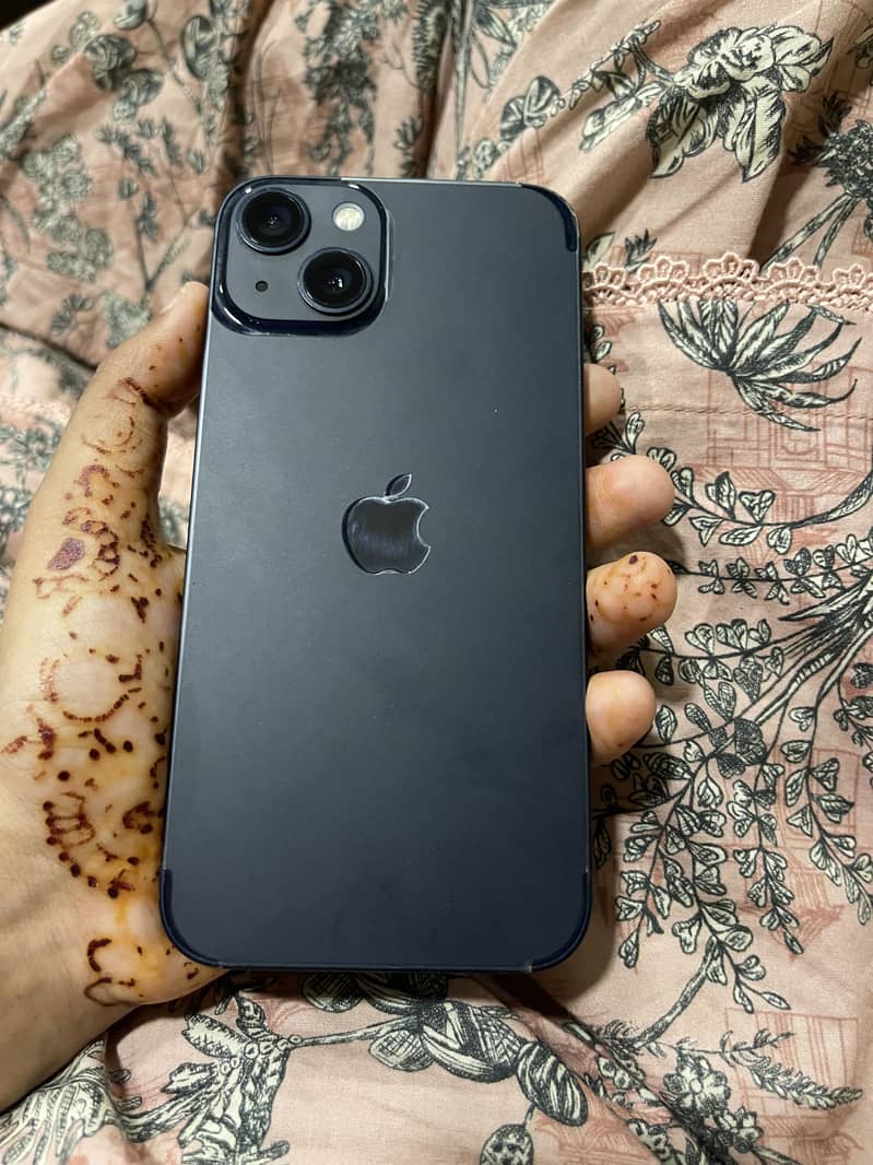 Apple iPhone 13 3