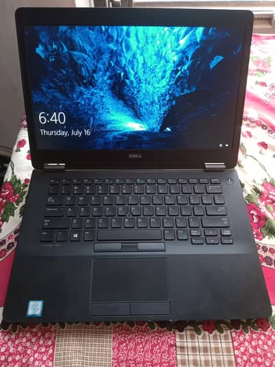 Dell Latitude E7470 - Core i5 6th gen - 8Gb/128Gb SSD