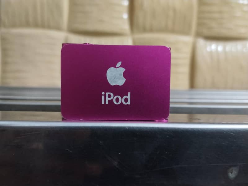 iPod Shuffle 2nd Generation 3