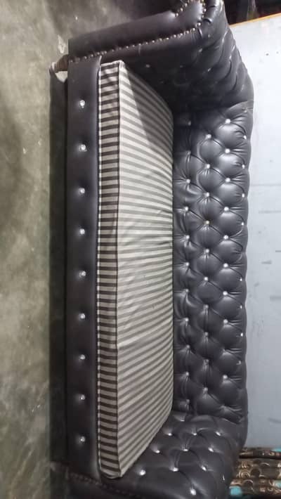poshish sofa