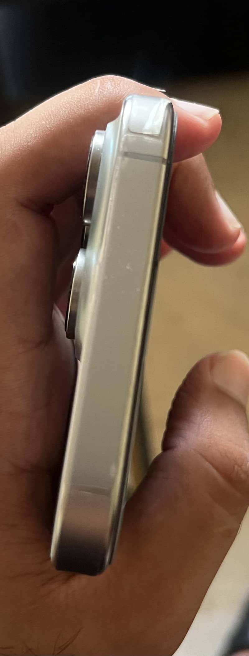 Apple iPhone 16 Pro Max 4