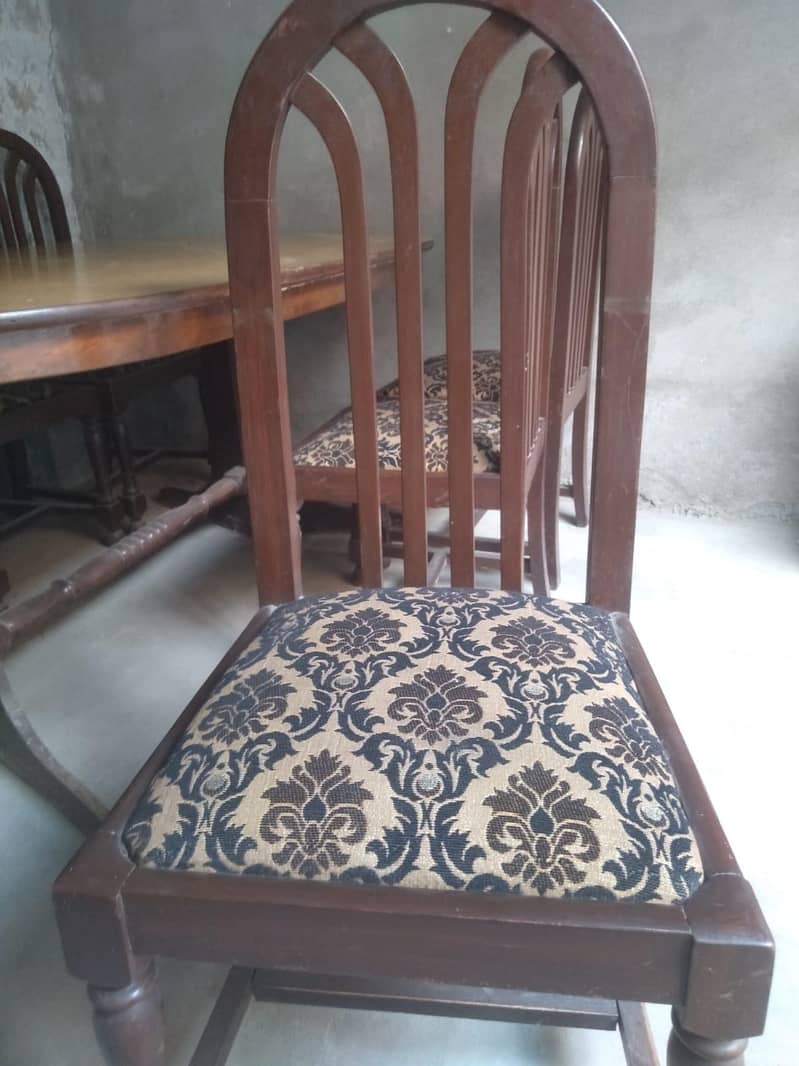 Dinning table 3
