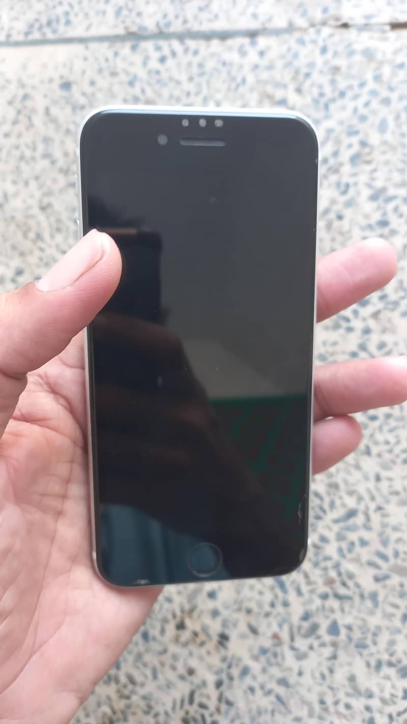 iphone SE2020 13