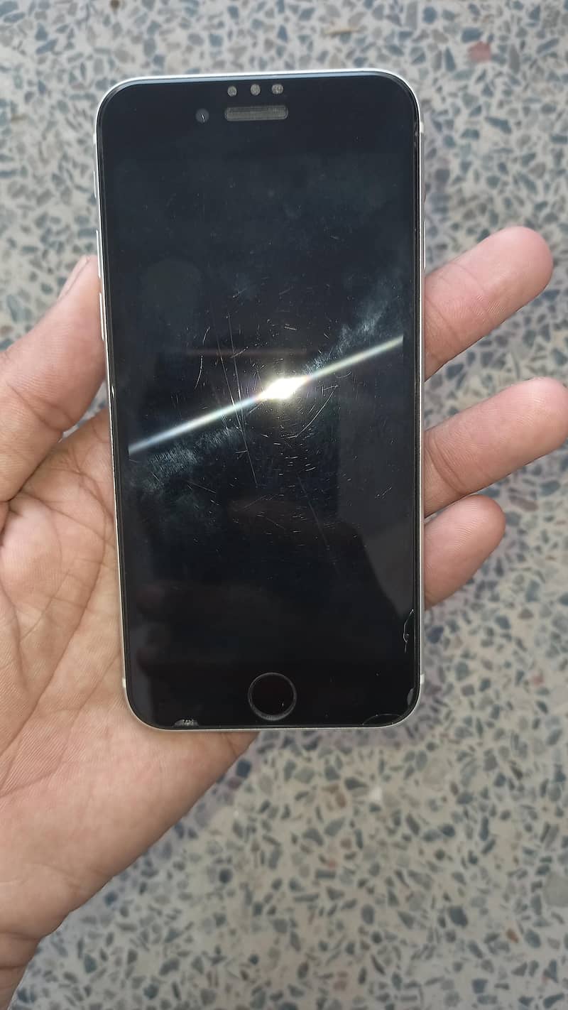 iphone SE2020 14