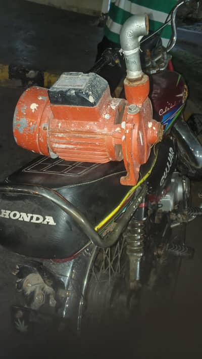 water splai pump
