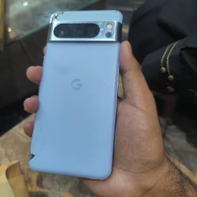 Google Pixel 8 Pro