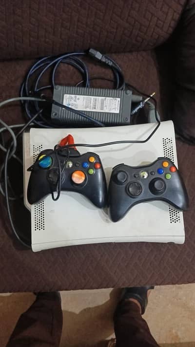 Xbox 360 10/10 gta5 rdr spiderman 50+ instld