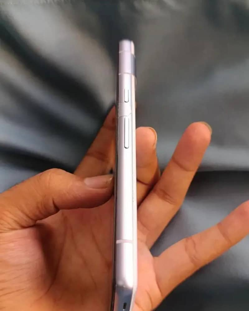 Google Pixel 7a 2