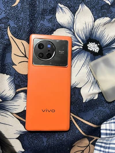Vivo X80