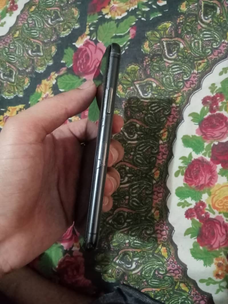 iPhone 11 pro 2