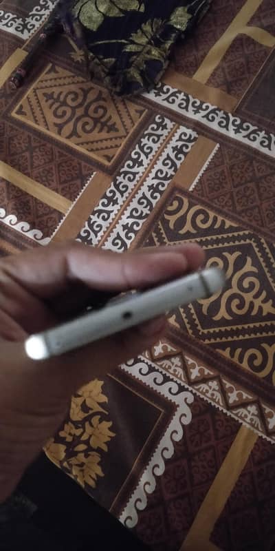 Samsung Mobile S6 Edge