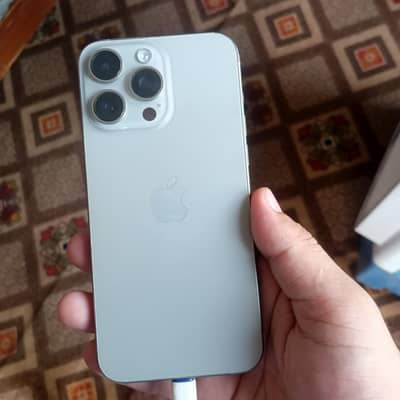 Apple iPhone 15 Pro Max