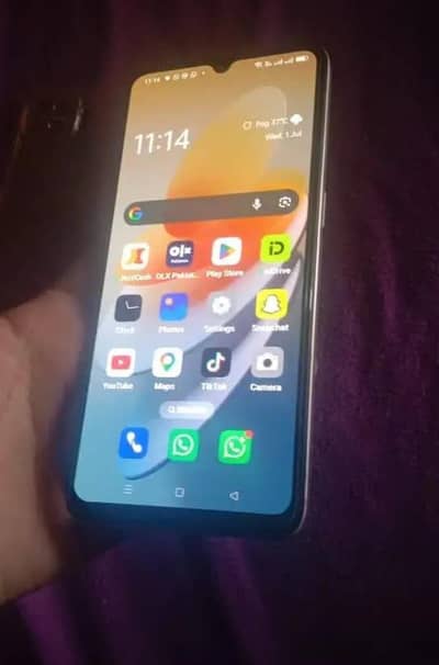 OPPO f17 with box and charger 8/128 neat and clean urgent sale