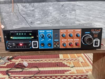 Hi Tech Stereo Amplifier With Echo