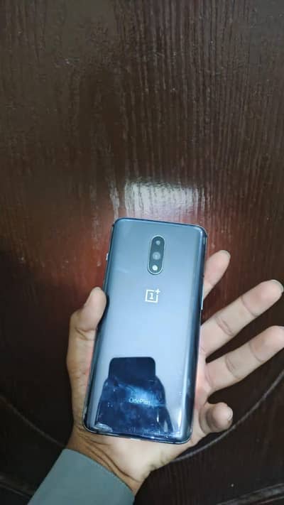 OnePlus 7 (12GB RAM / 256GB Storage)