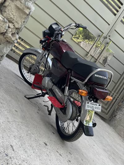 2020 Honda CD 70 for sale (“premium”)