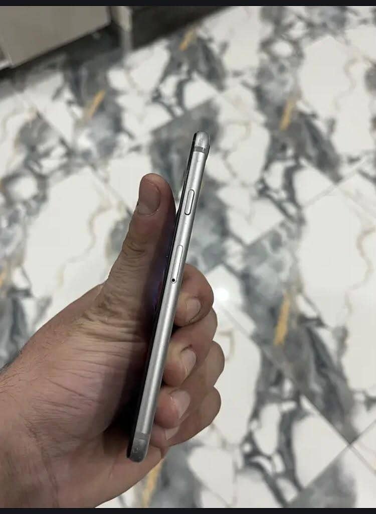 Apple iPhone 6S 5