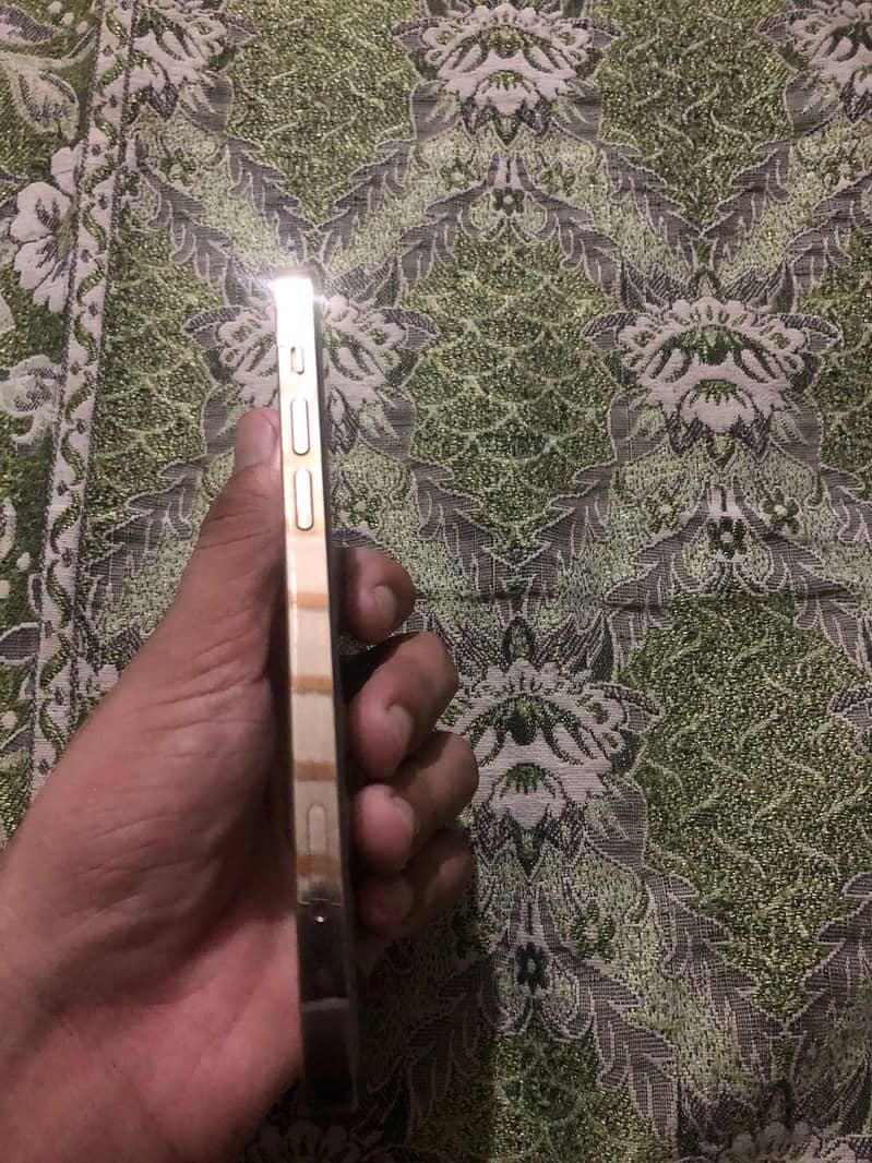 Apple iPhone 12 Pro 5