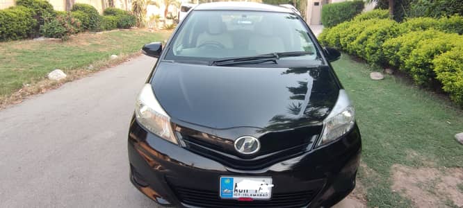 2013 Toyota Vitz 1.0 F