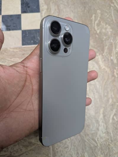 Apple iPhone 15 Pro Max
