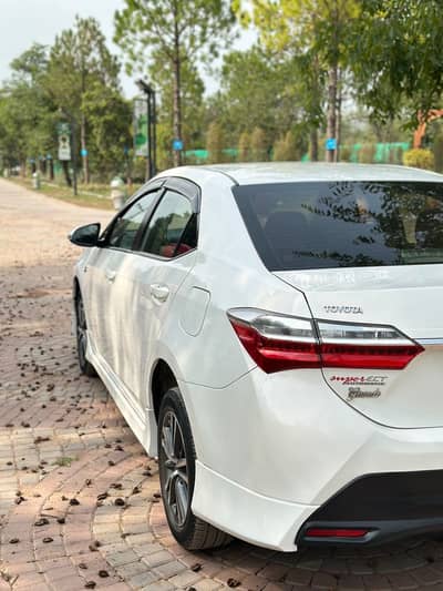 Toyota Corolla Altis 2021