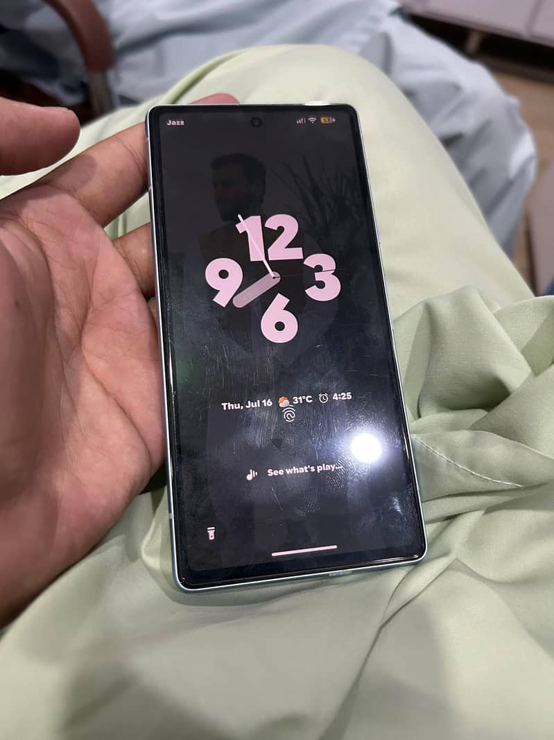 Google Pixel 7a 1