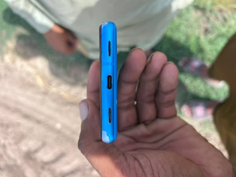 Google Pixel 7a 3