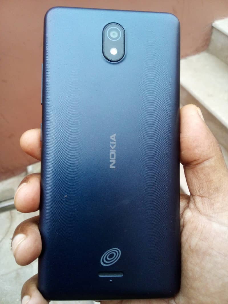 Nokia C100 1