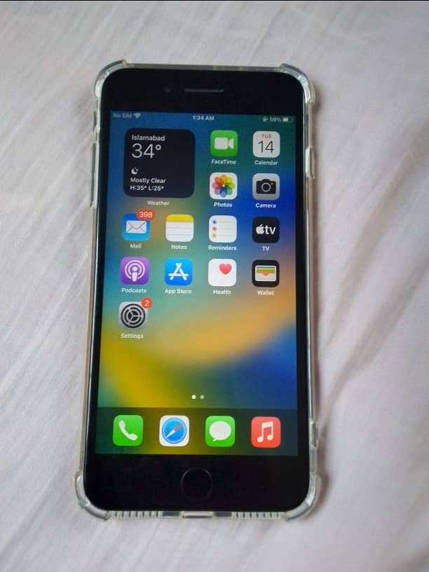 Apple iPhone 8 Plus 0