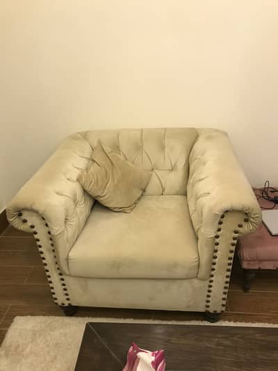 Sofa set with central table for sale