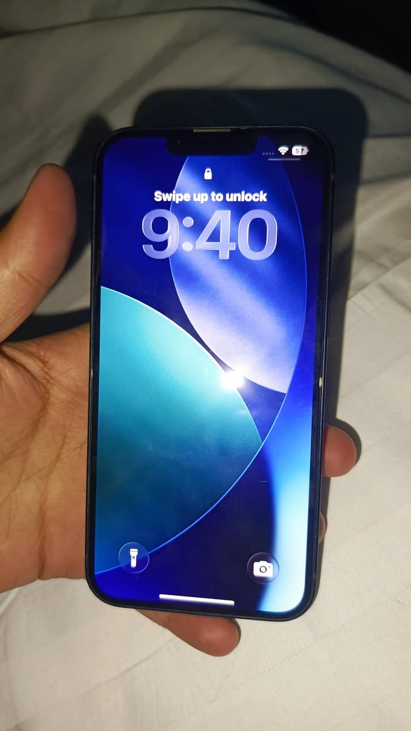 Apple iPhone 13 1